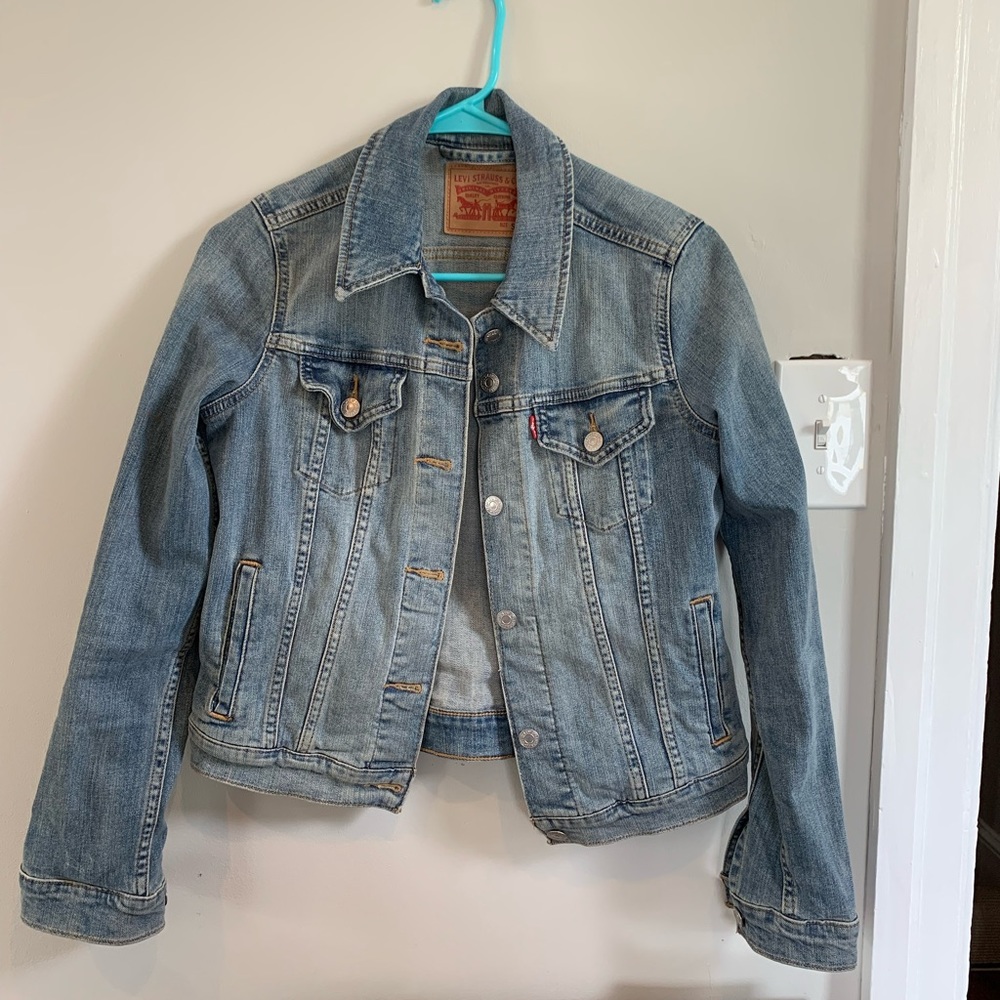 Levi's jean jacket